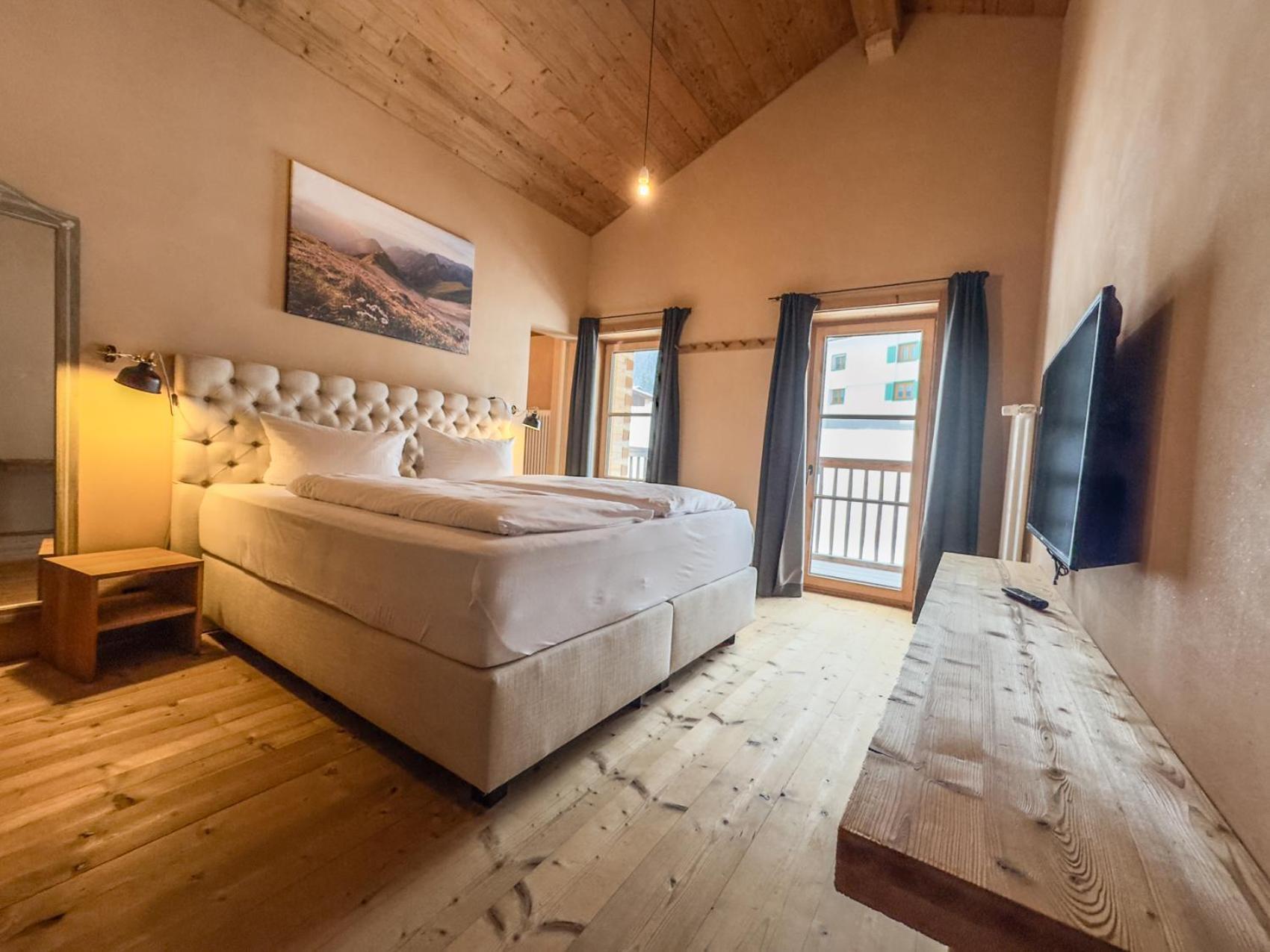 Alpen Select Lodge Kleinwalsertal Рицлерн Екстериор снимка