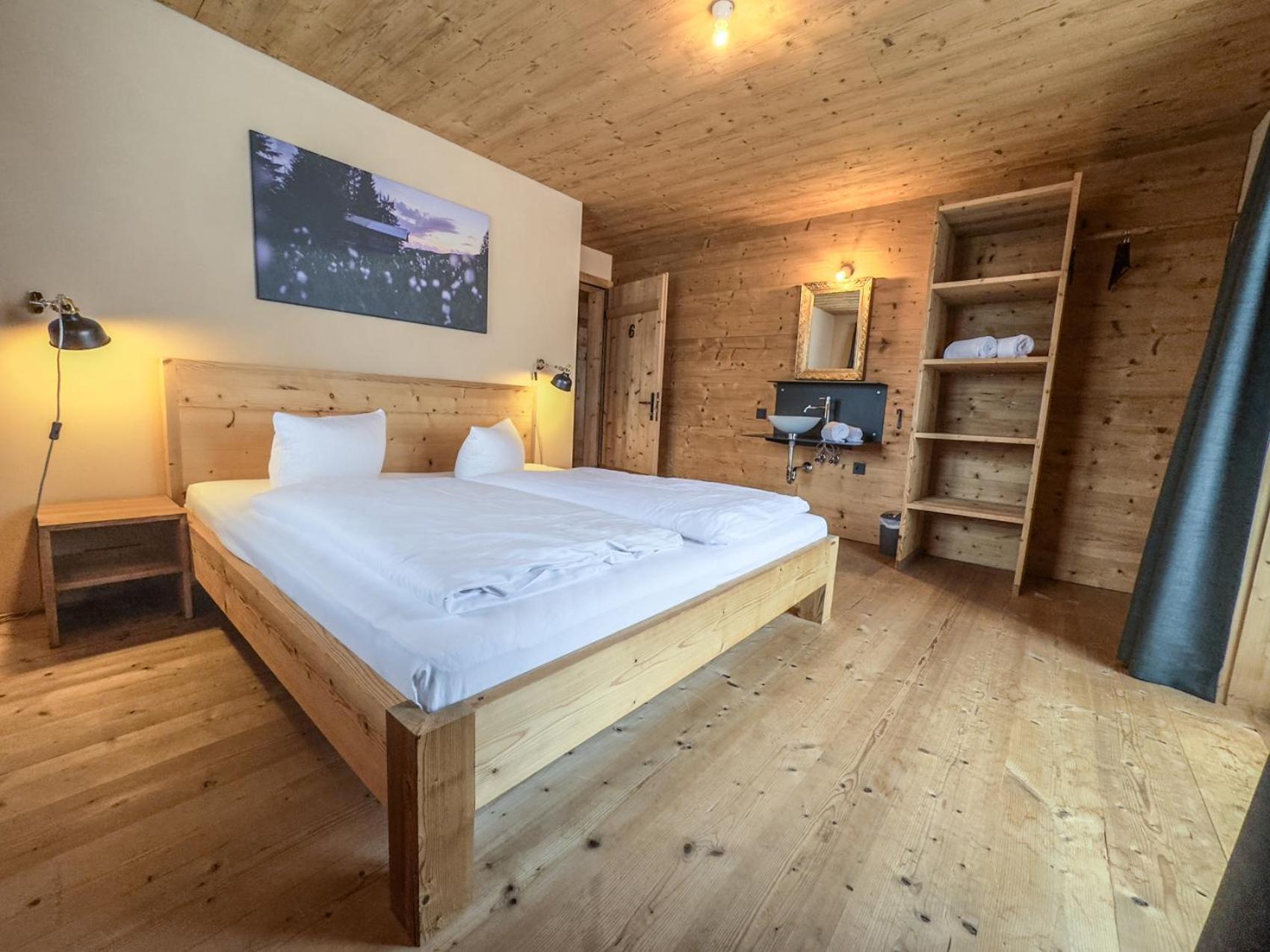 Alpen Select Lodge Kleinwalsertal Рицлерн Екстериор снимка
