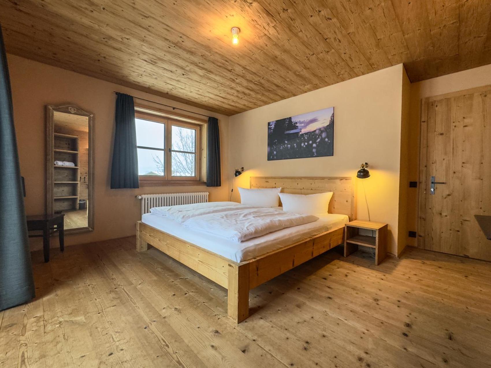 Alpen Select Lodge Kleinwalsertal Рицлерн Екстериор снимка