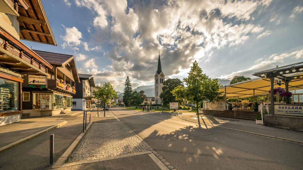 Alpen Select Lodge Kleinwalsertal Рицлерн Екстериор снимка