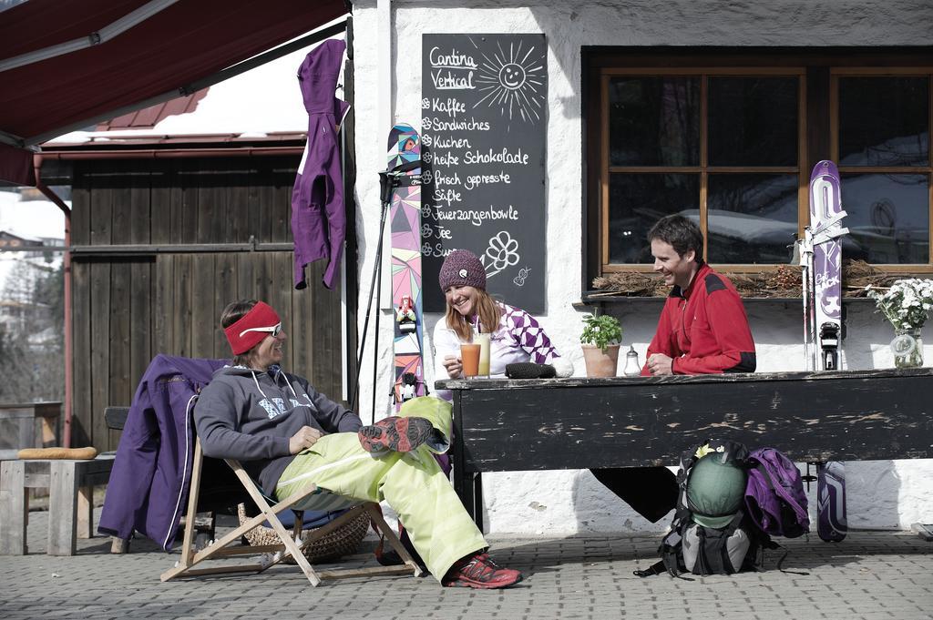 Alpen Select Lodge Kleinwalsertal Рицлерн Екстериор снимка