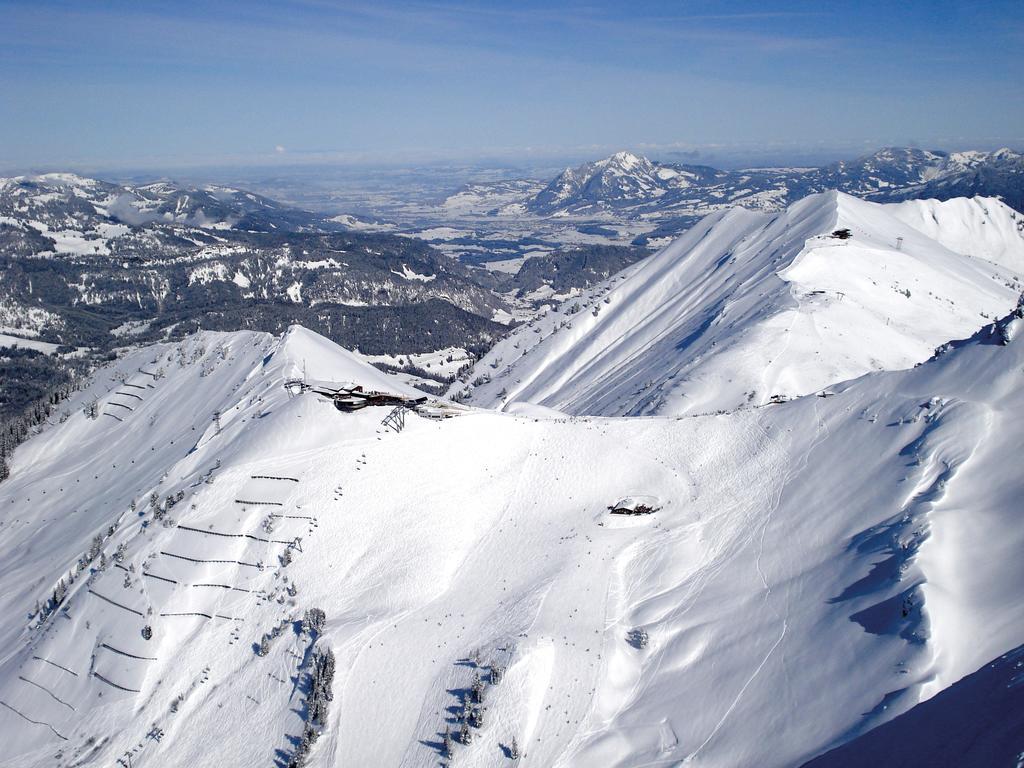 Alpen Select Lodge Kleinwalsertal Рицлерн Екстериор снимка