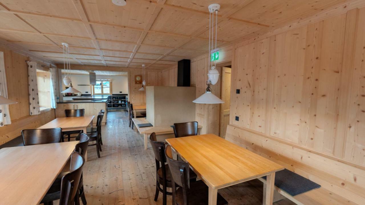 Alpen Select Lodge Kleinwalsertal Рицлерн Екстериор снимка